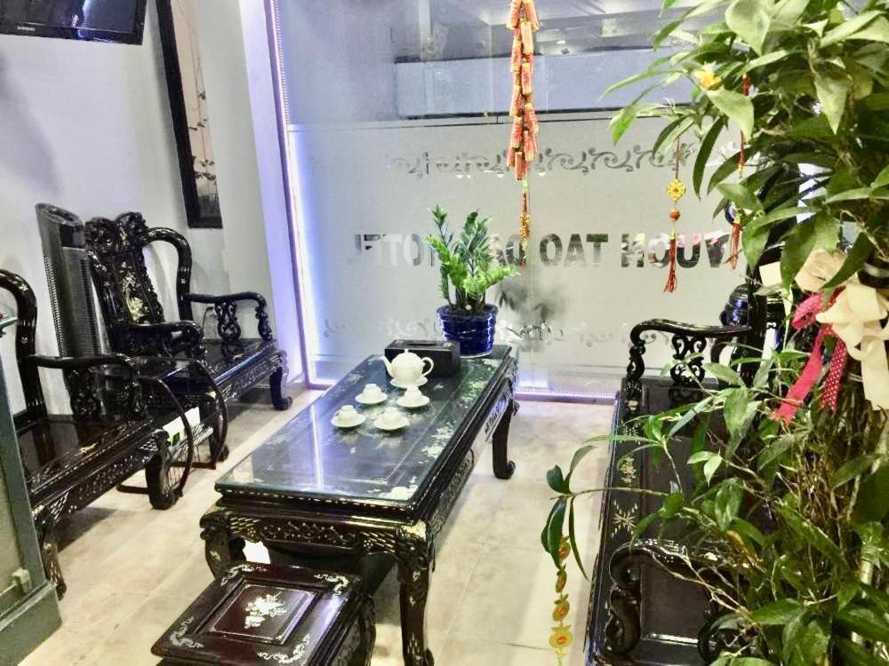 Căn hộ Vuon Tao Dan - 220 D. Nguyen Thi Minh Khai, Quan 3 - By Bay Luxury
